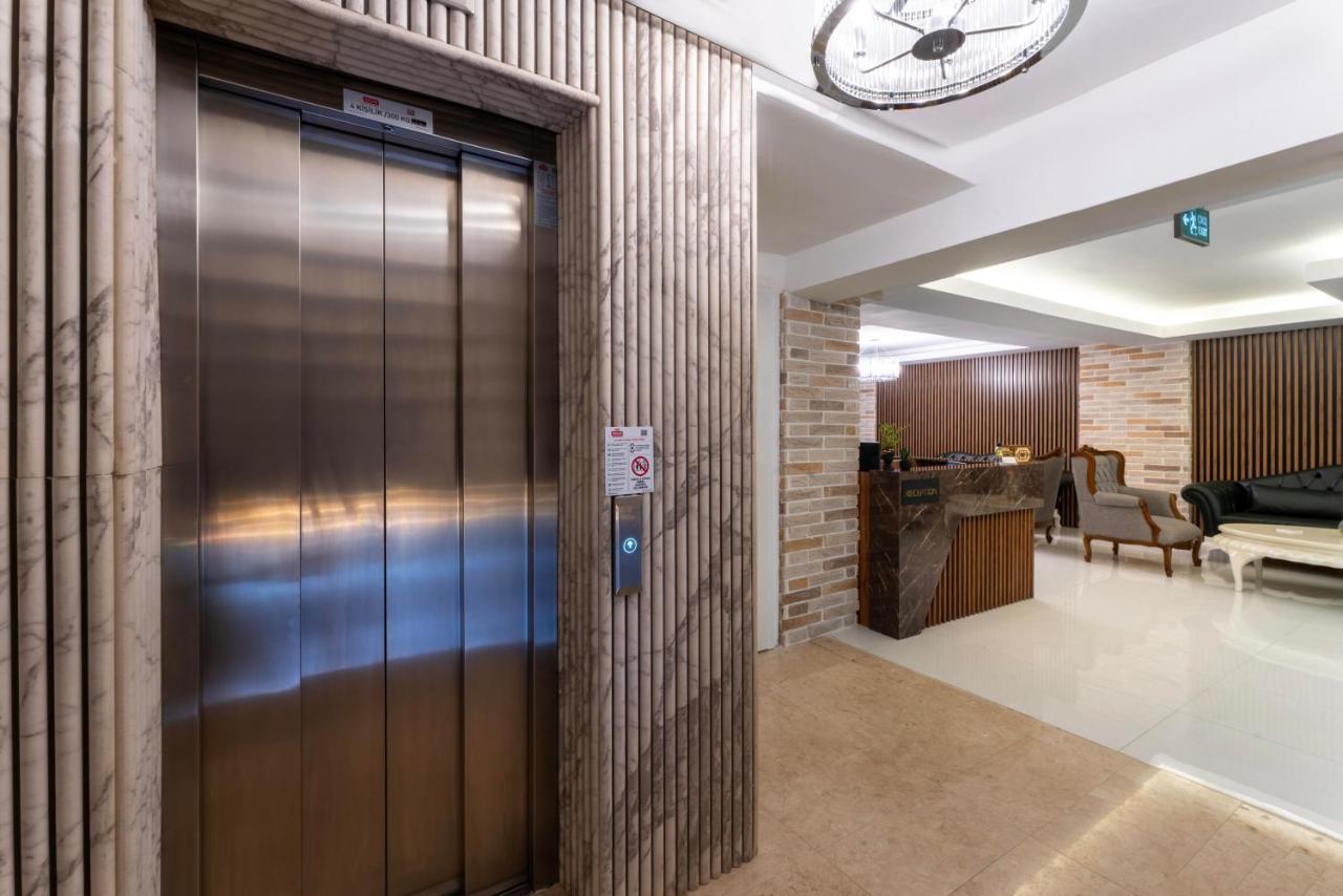 Rubby Hotel Kadikoey Estambul Exterior foto